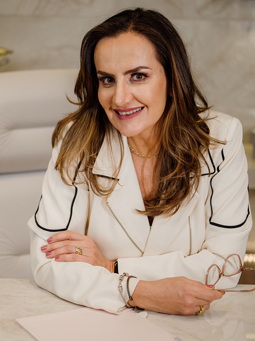 Dra. Rosana Caiaffa - Especialista em Rinoplastia em Juiz de Fora